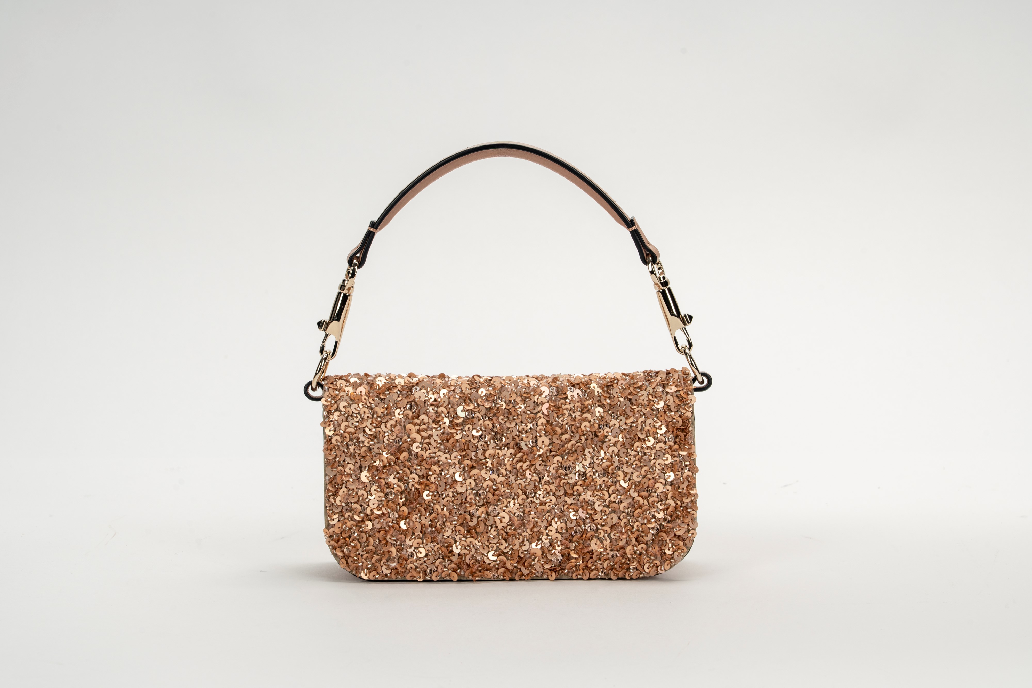 Valentino Garavani - Borsa VLogo, pelle rosa cipria con ricamo di paillettes e fibbia dorata