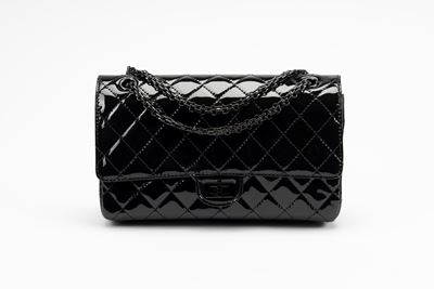 Borsa Reissue, matelassé in vernice nera con dettagli in metallo smaltato
