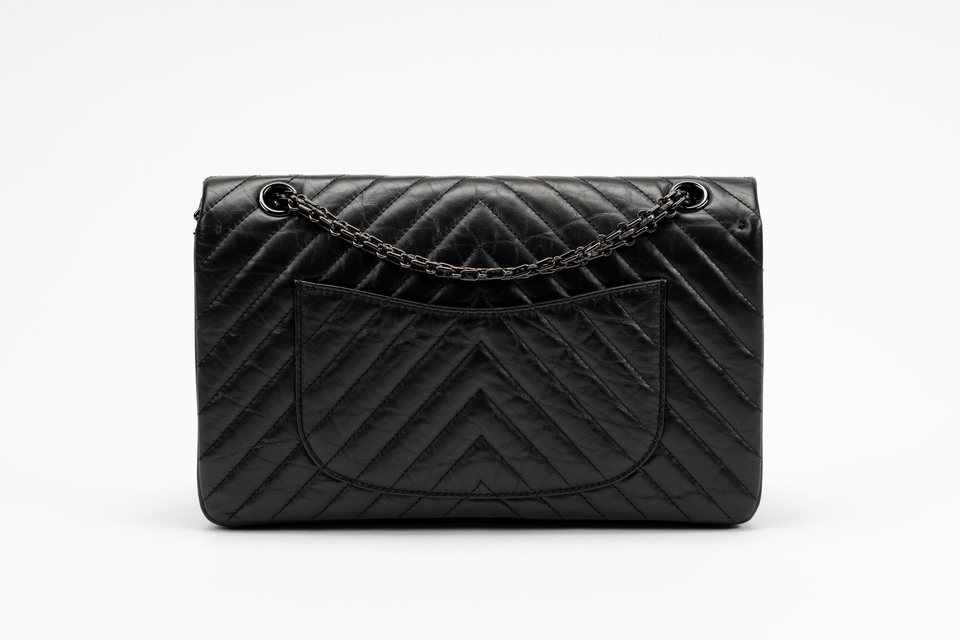 Chanel - Borsa Reissue in pelle chevron nera, 2018
