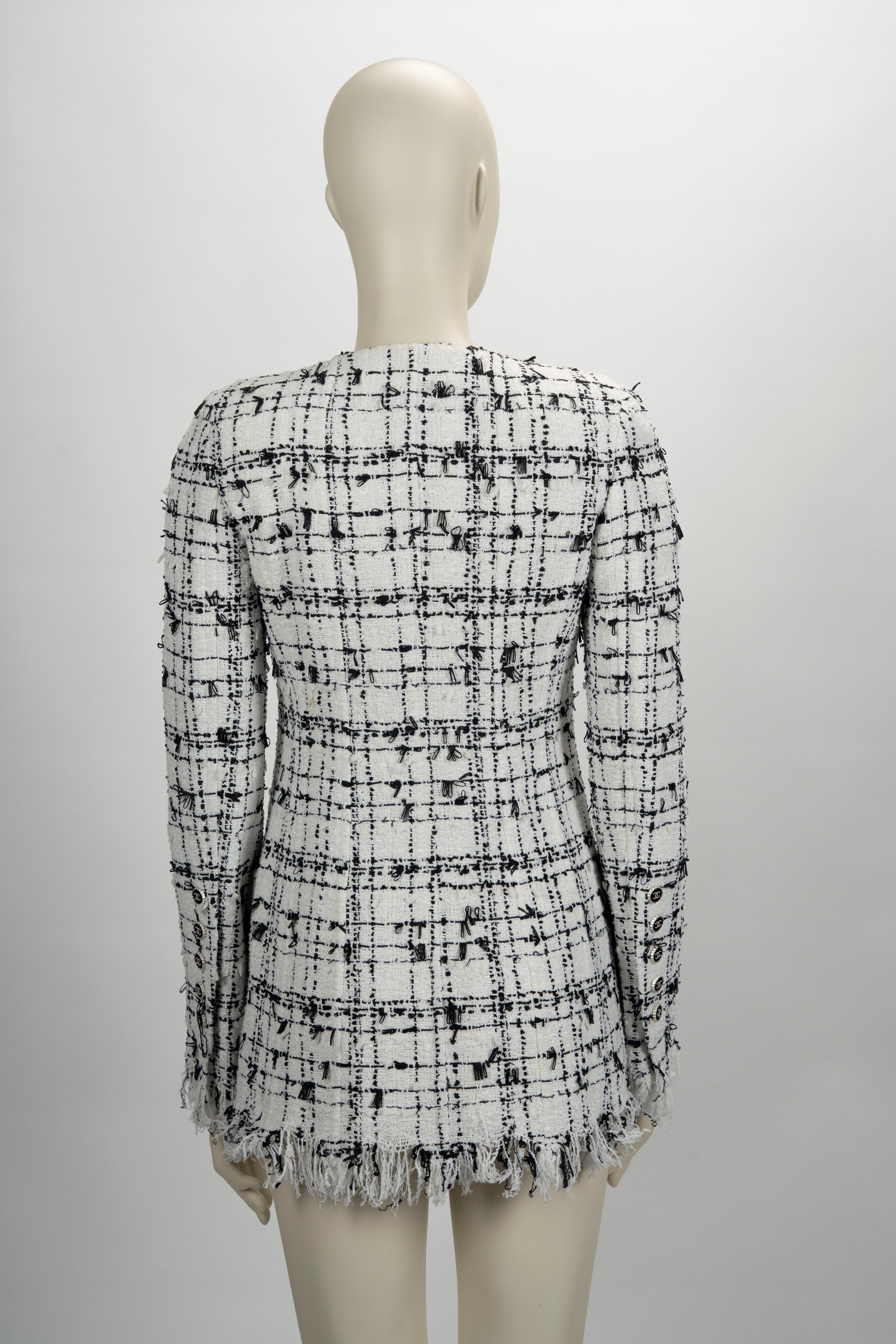 Chanel - Giacca a manica lunga in misto cotone bouclé bianco e nero