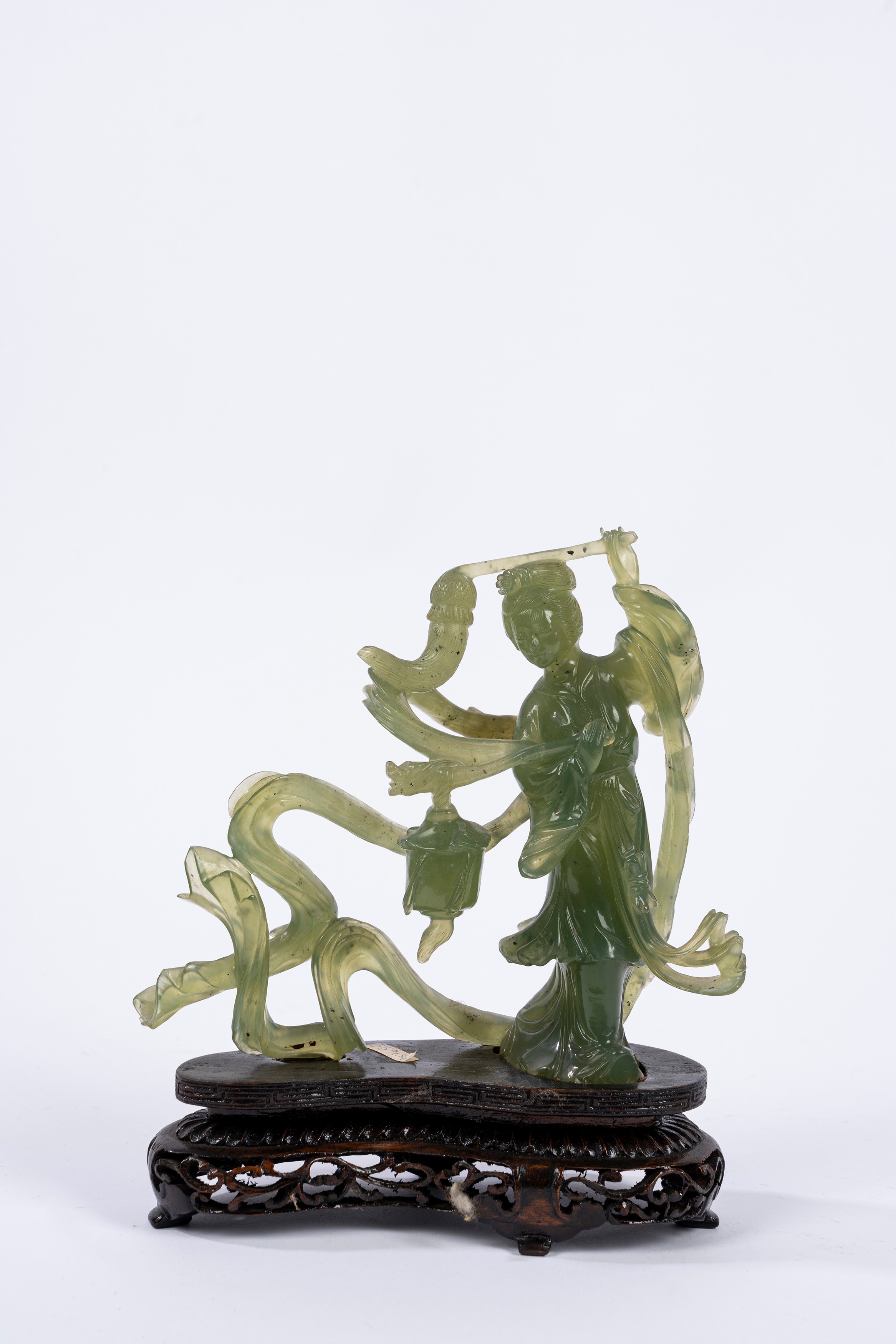 Sculture di Guanyn in pietra dura verde, Cina, secolo XX
