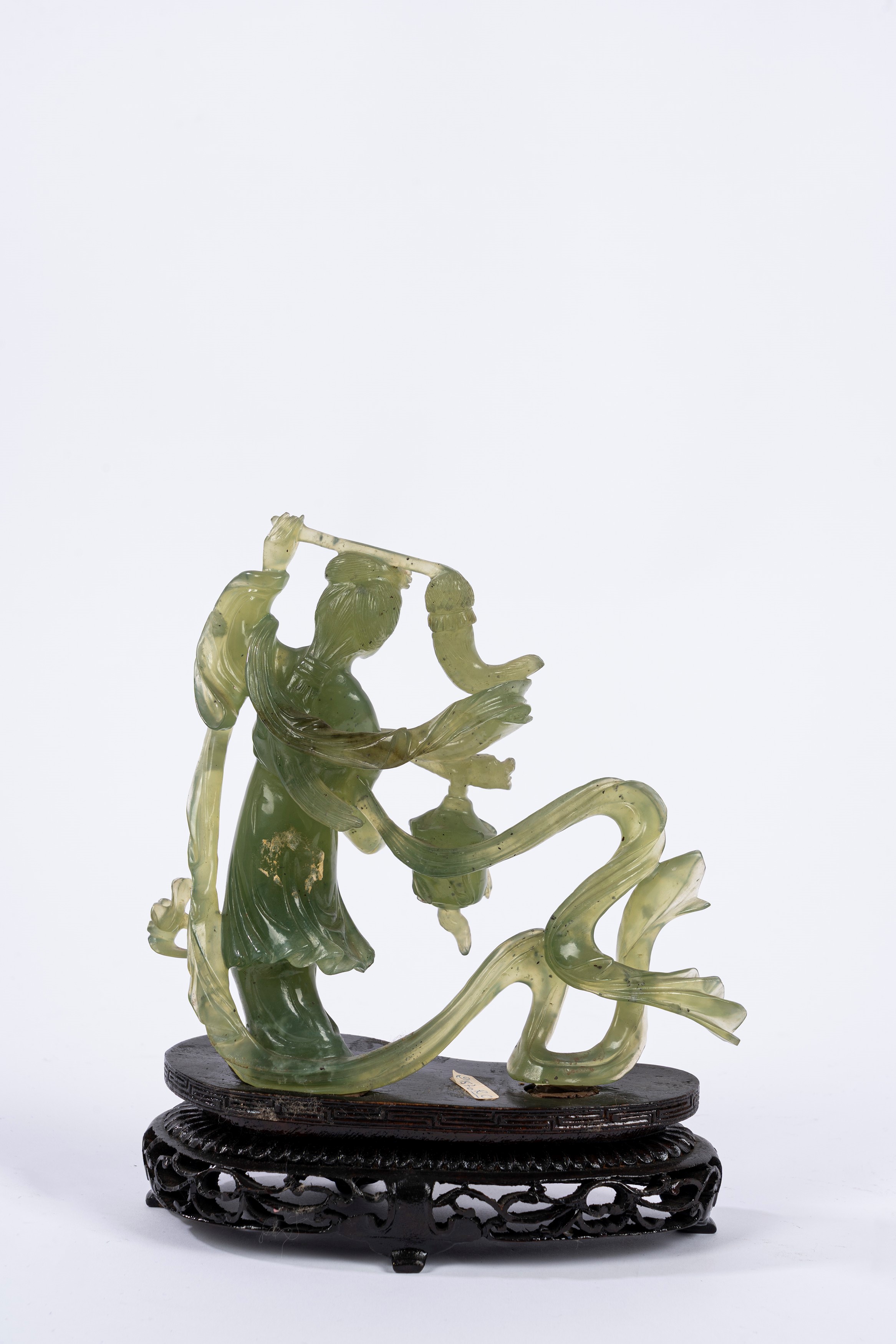 Sculture di Guanyn in pietra dura verde, Cina, secolo XX