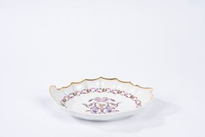 Raviere in porcellana policroma, decoro Rapallo, Ginori a Doccia, prima met&agrave; del secolo XX