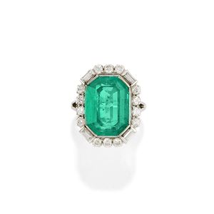 Emerald ring