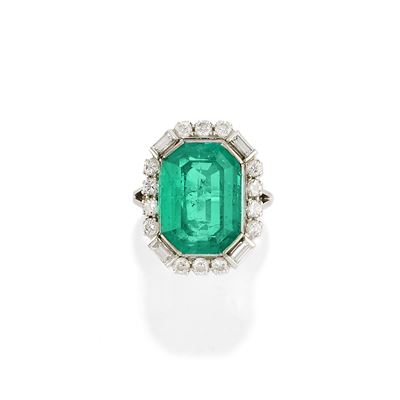 Anello con Smeraldo