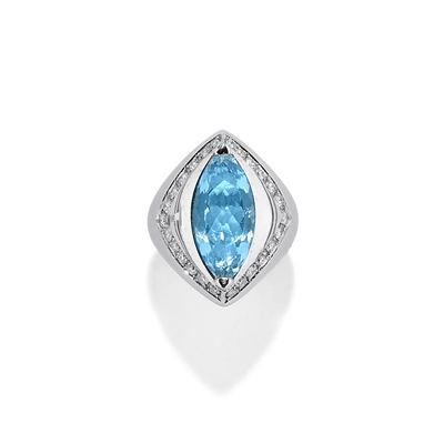 Anello con acquamarina e diamanti in oro bianco 18k