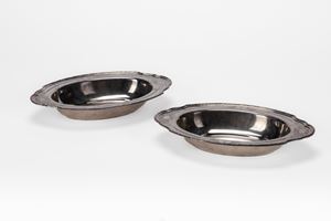 Coppia di alzatine da tavola