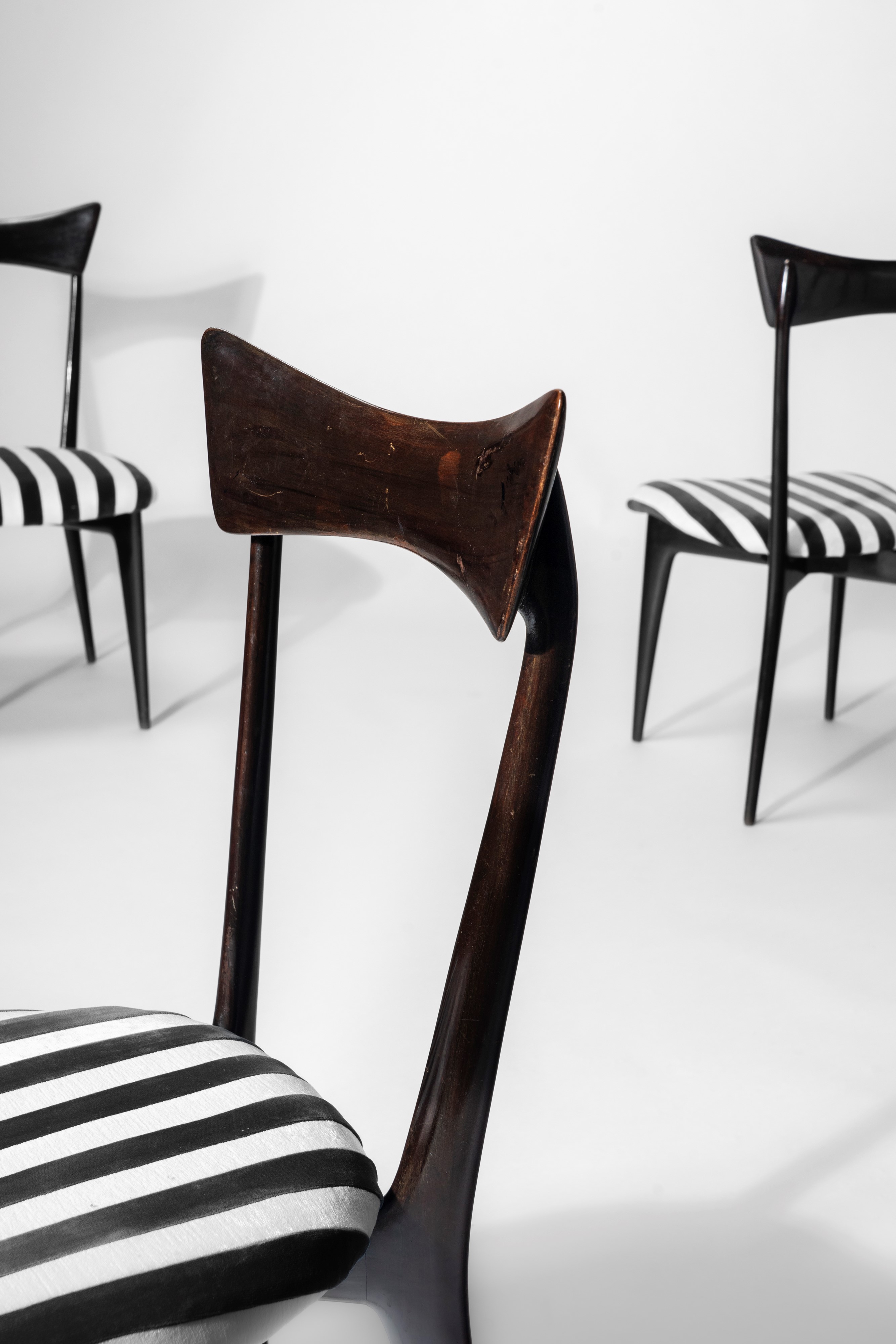 Set di quattro sedie