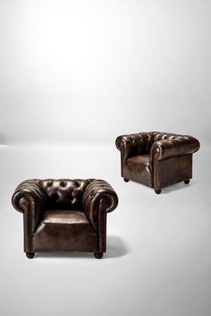 Coppia di poltrone Chesterfield 