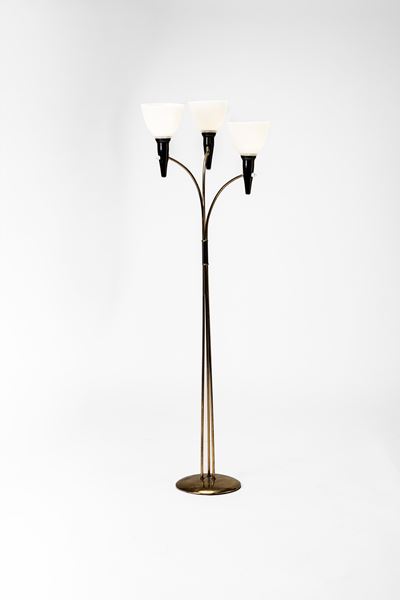 Lampada da terra a tre luci, ottone, ottone verniciato, plastica e vetro (circa 1960)