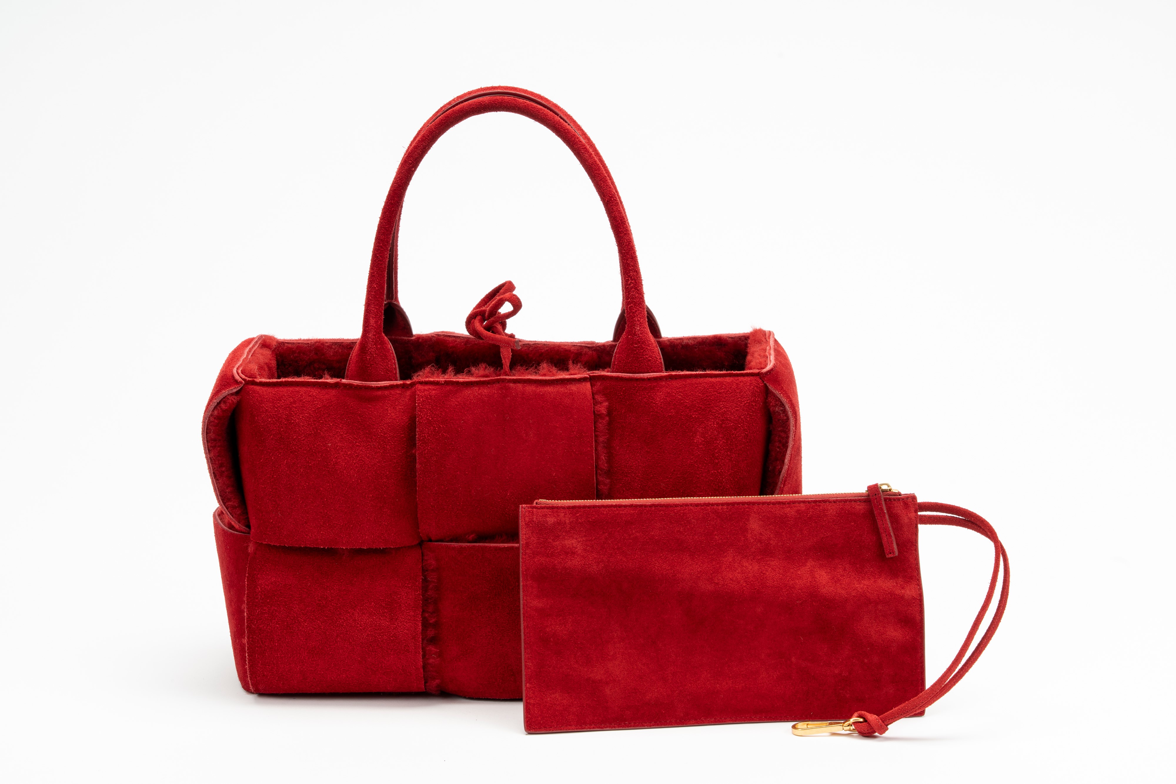 Bottega Veneta - Borsa Arco, in montone intrecciato rosso con bustina interna staccabile
