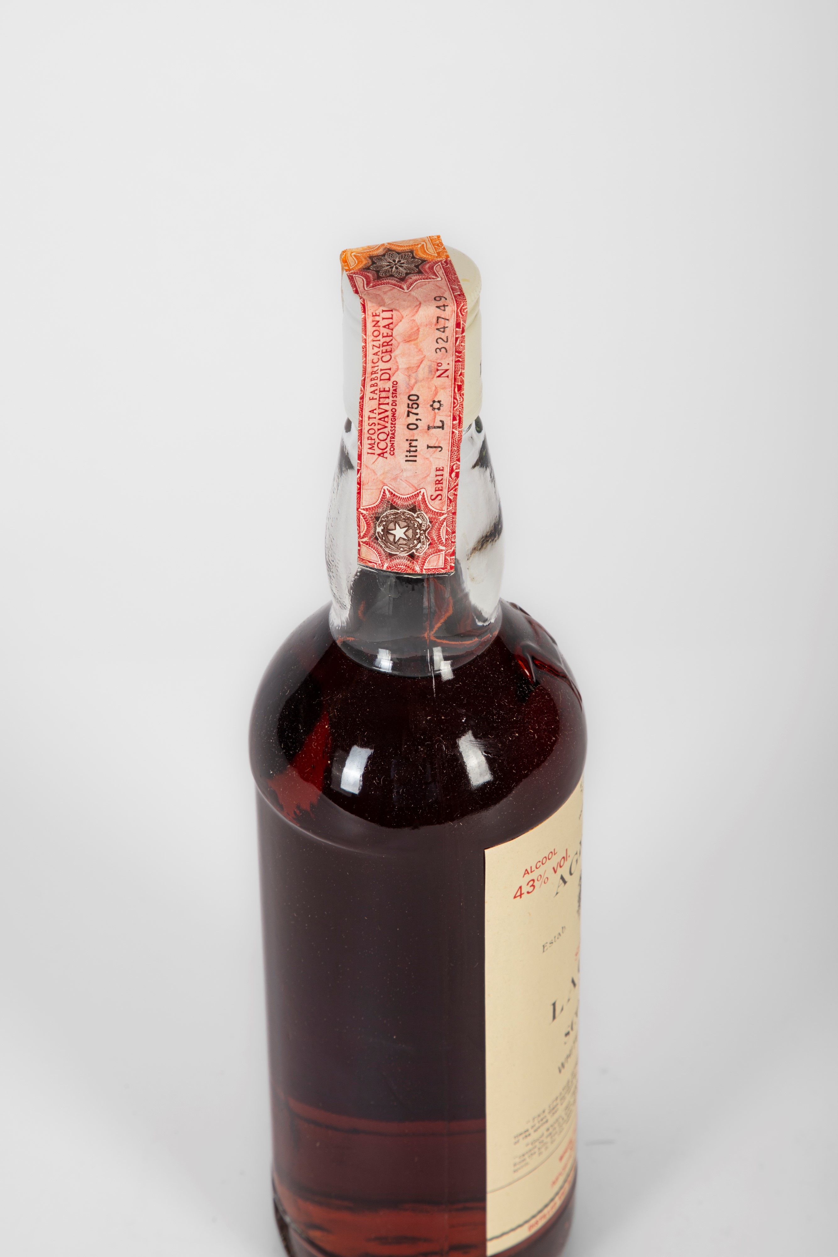 Scozia - Lagavulin, 12 Years White Horse Distillers Pure Islay Malt Scotch Whisky