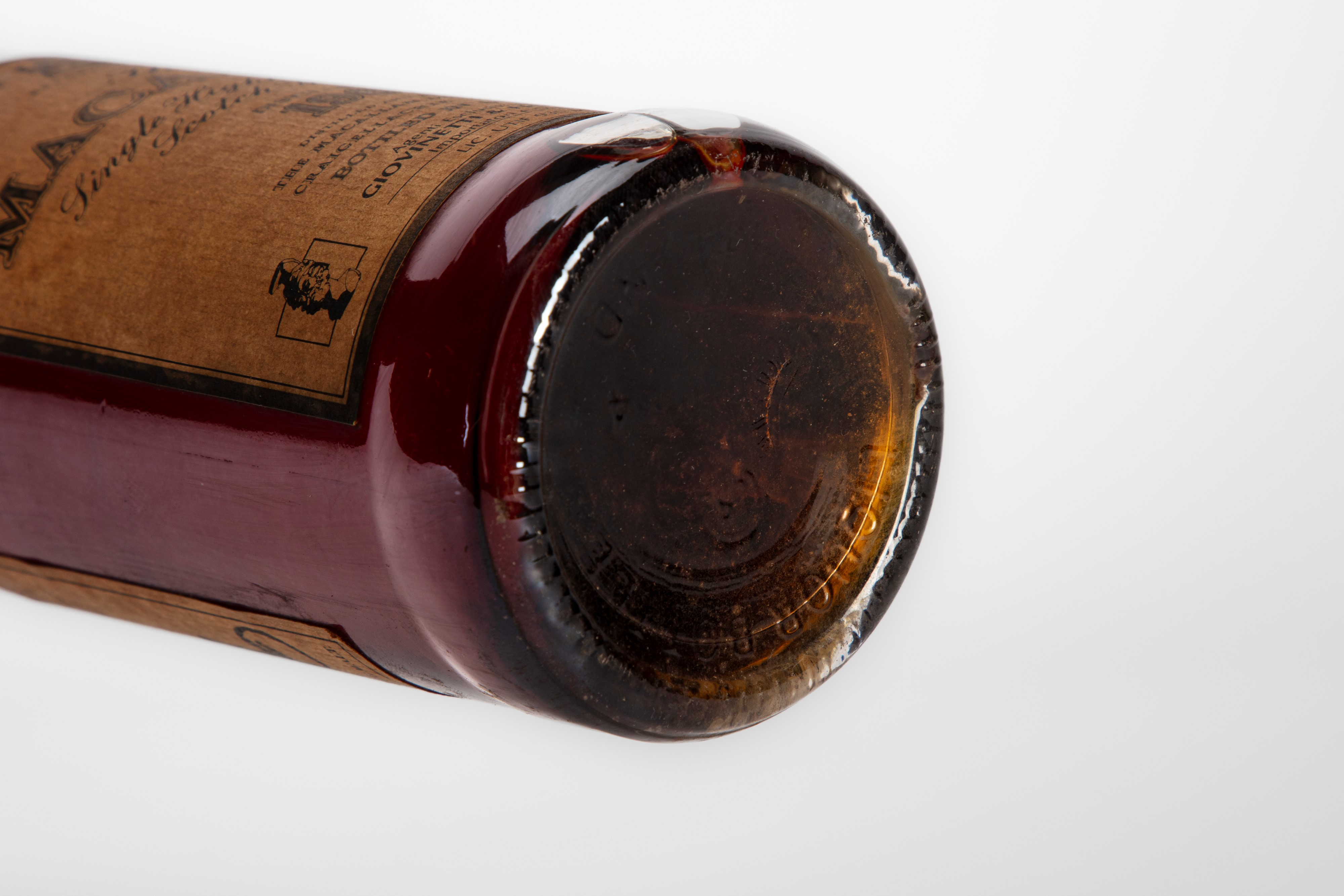 Scozia - The Macallan, 18 Years Old Sherry Oak Single Malt Scotch Whisky, 1967, 0,75 L