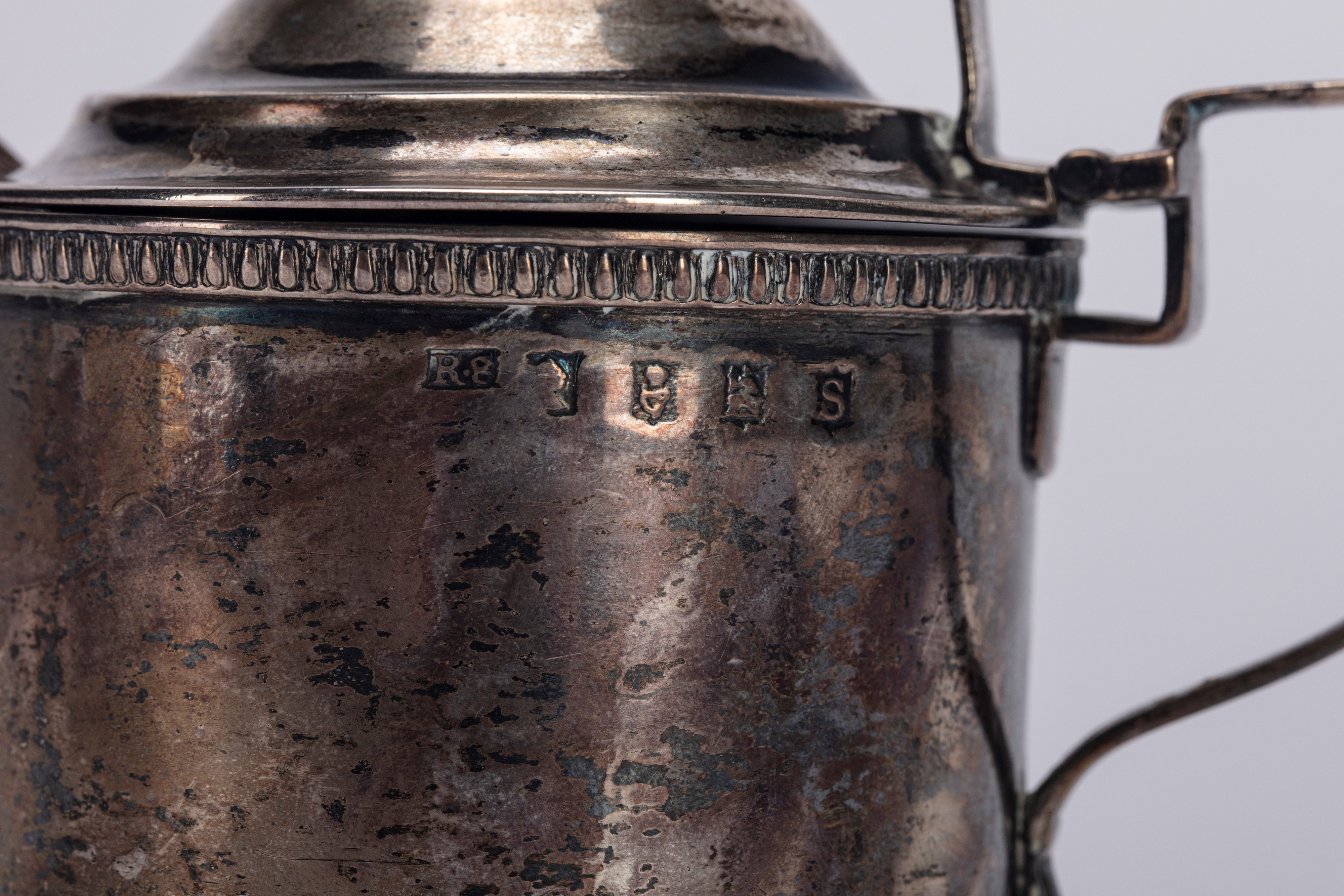 Mostardiera in argento, Dublino 1766
