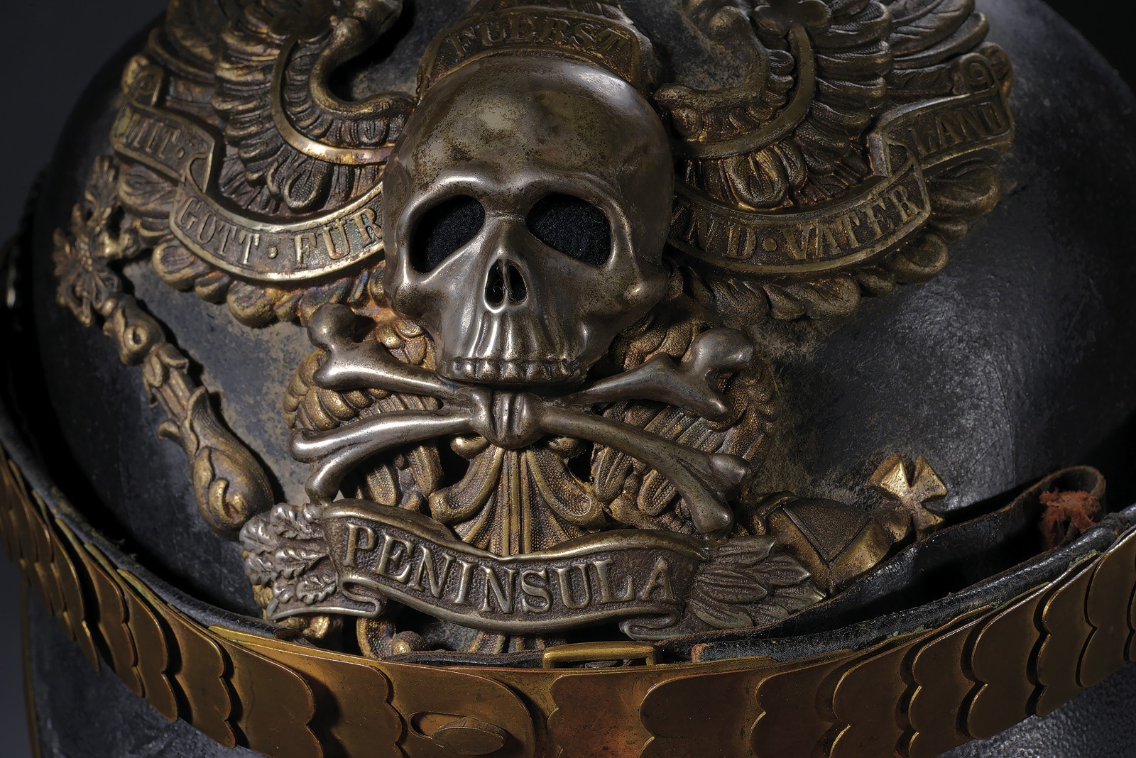 Elmo da ufficiale del Leib-Bataillon (III.Batl.) del Infanterie-Regt. N° 92, Brunswick, altezza 2...