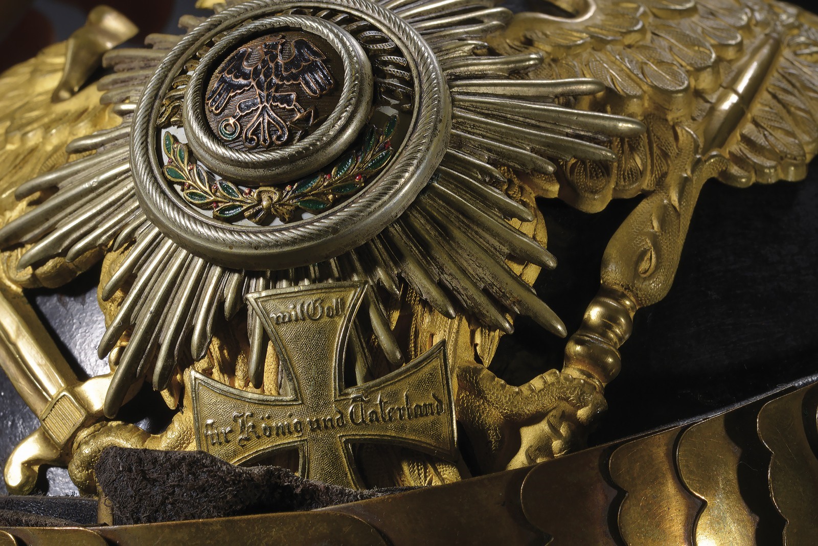 Elmo da ufficiale riservista, Garde-Fuß-Artillerie-Rgt., Prussia, circa 1900