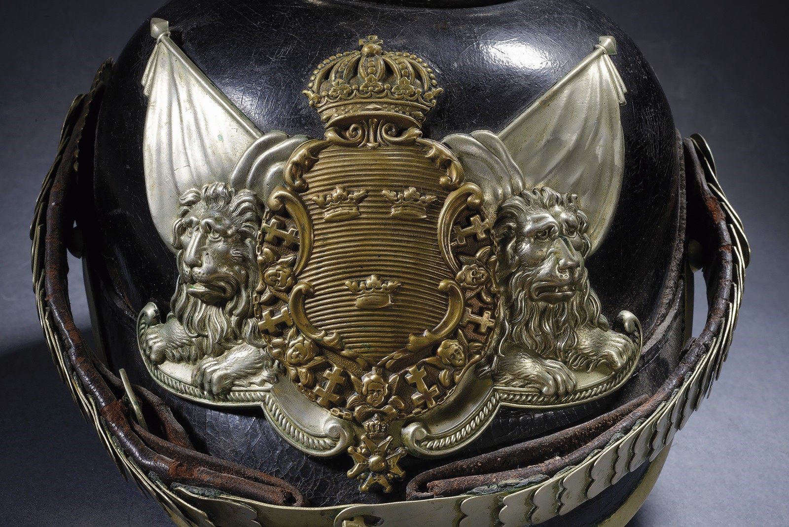 Elmo Mod. 1887 da truppa di fanteria, Svezia, altezza 24.5 cm