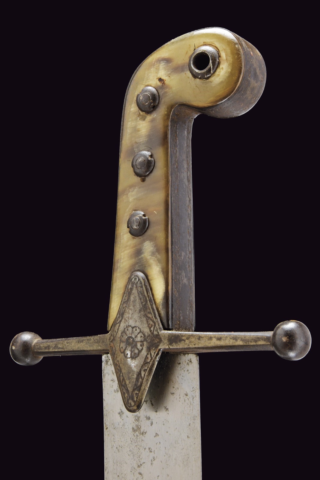 Sciabola alla mamelucca, ferro, lunghezza 87 cm, Austria, Prima metà del XIX secolo
