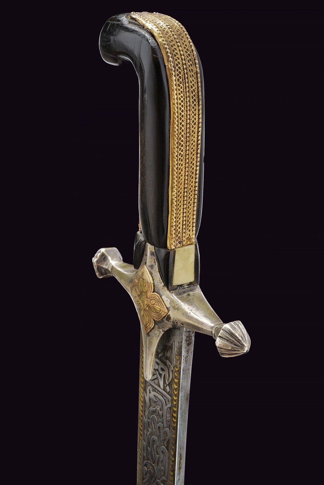Shamshir Persiano, XIX Secolo, lama in argento e oro