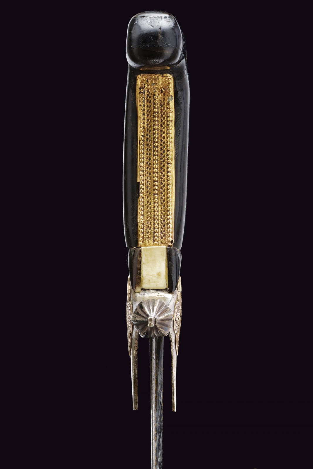 Shamshir Persiano, XIX Secolo, lama in argento e oro