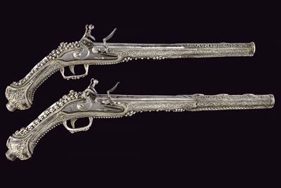 Impero Ottomano, Paio di pistole da fonda a pietra focaia con ornamenti in argento