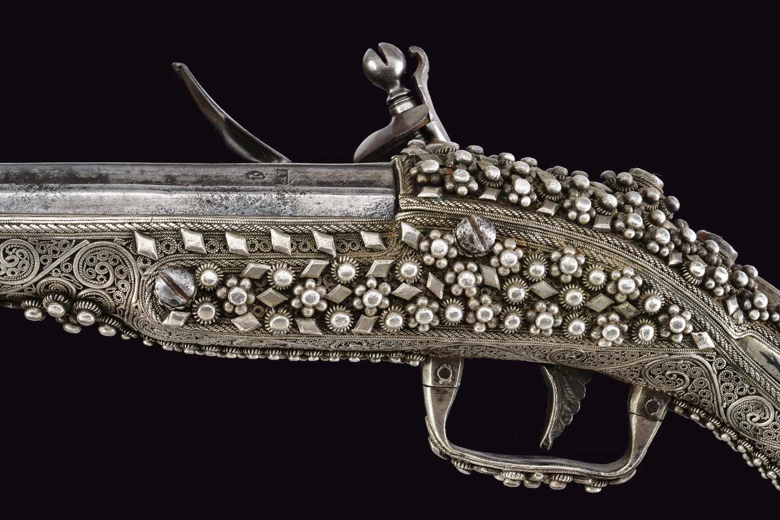 Impero Ottomano, Paio di pistole da fonda a pietra focaia con ornamenti in argento