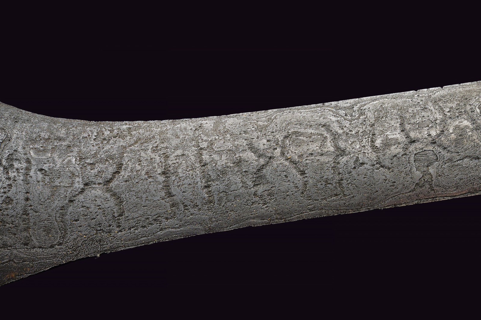 Kris, Lama dritta in pamor con fodero in argento dorato, Surakarta, XV - XIX secolo