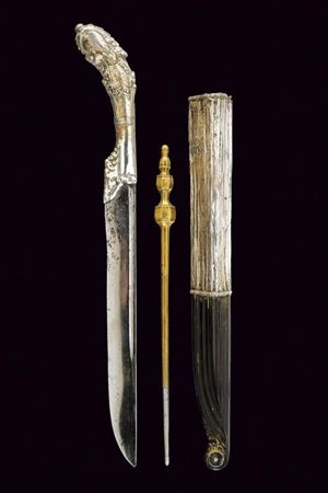 A small Piha-Kaetta with silver mounts