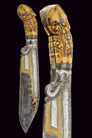 Bella e grande Piha-Kaetta con fornimenti in argento ed ottone