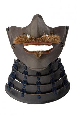 A black rusty lacquered Ryubu Menpo