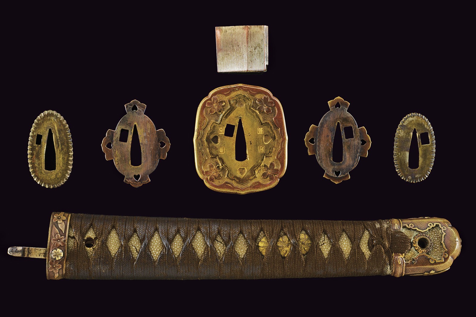 Shin-gunto, Katana del Periodo Showa con Nagasa di 66.3 cm