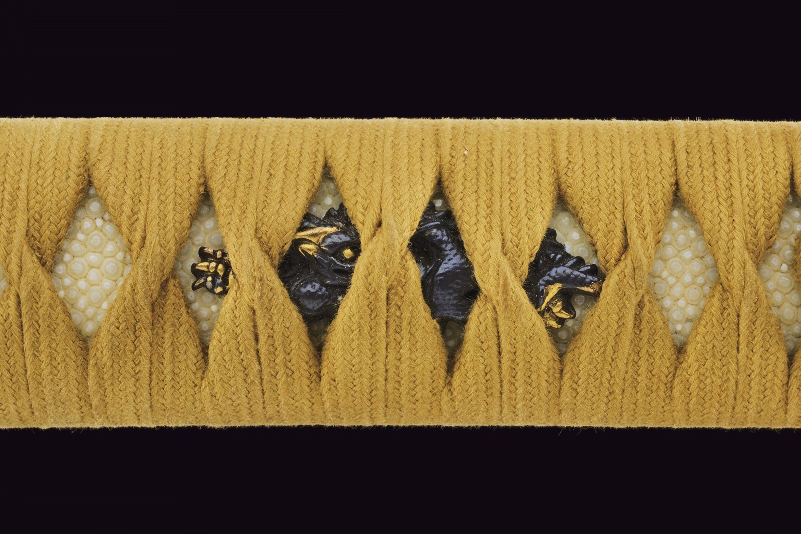 Katana in koshirae, Giappone, Periodo Showa, lunghezza 104,8 cm.