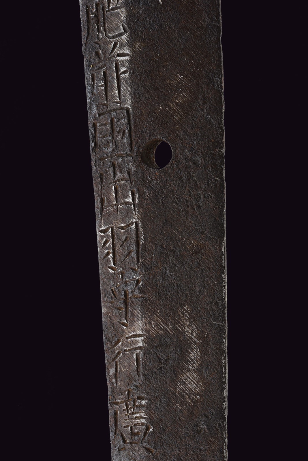Hizen no Kuni Dewa no Kami Yukihiro, Tachi firma in Edo con lama shinogi-zukuri