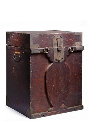 A Yoroi-bitsu / Gusoku-bitsu