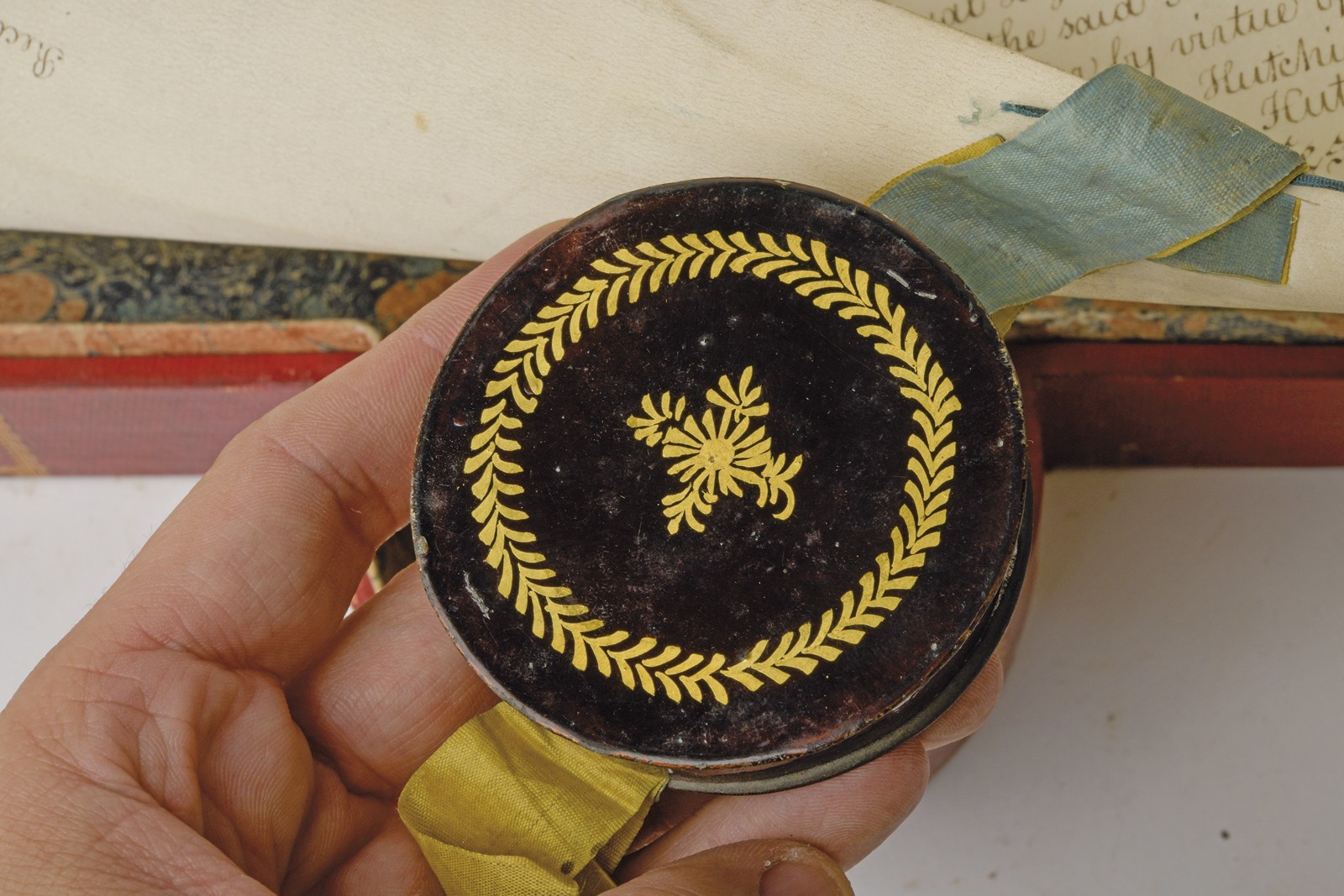 Patente di concessione dello stemma familiare Hutchinson-Synge, Gran Bretagna, 1813