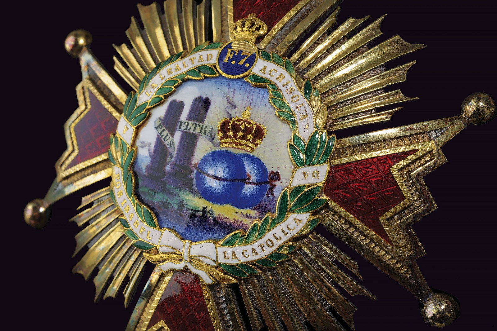 Ordine di Isabella la Cattolica, placca di Gran Croce in metallo dorato con smalti