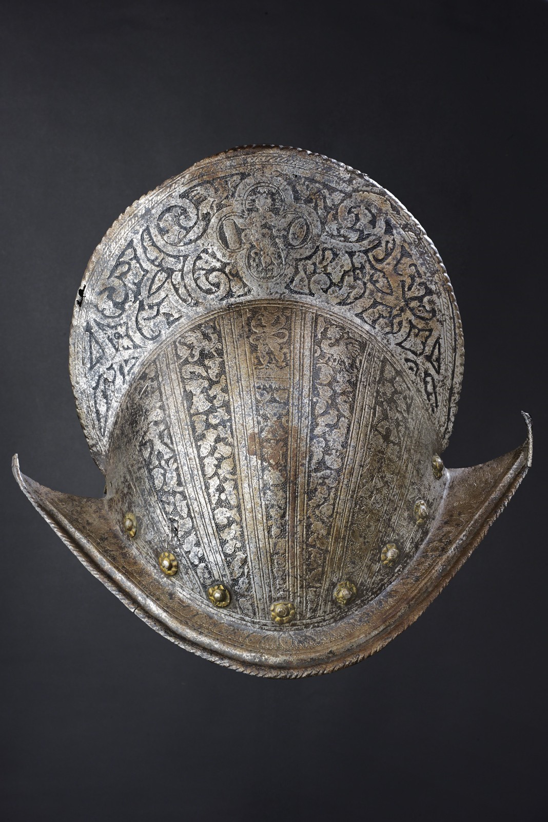 Morione a cresta alta, Ferro battuto, Italia settentrionale, circa 1570