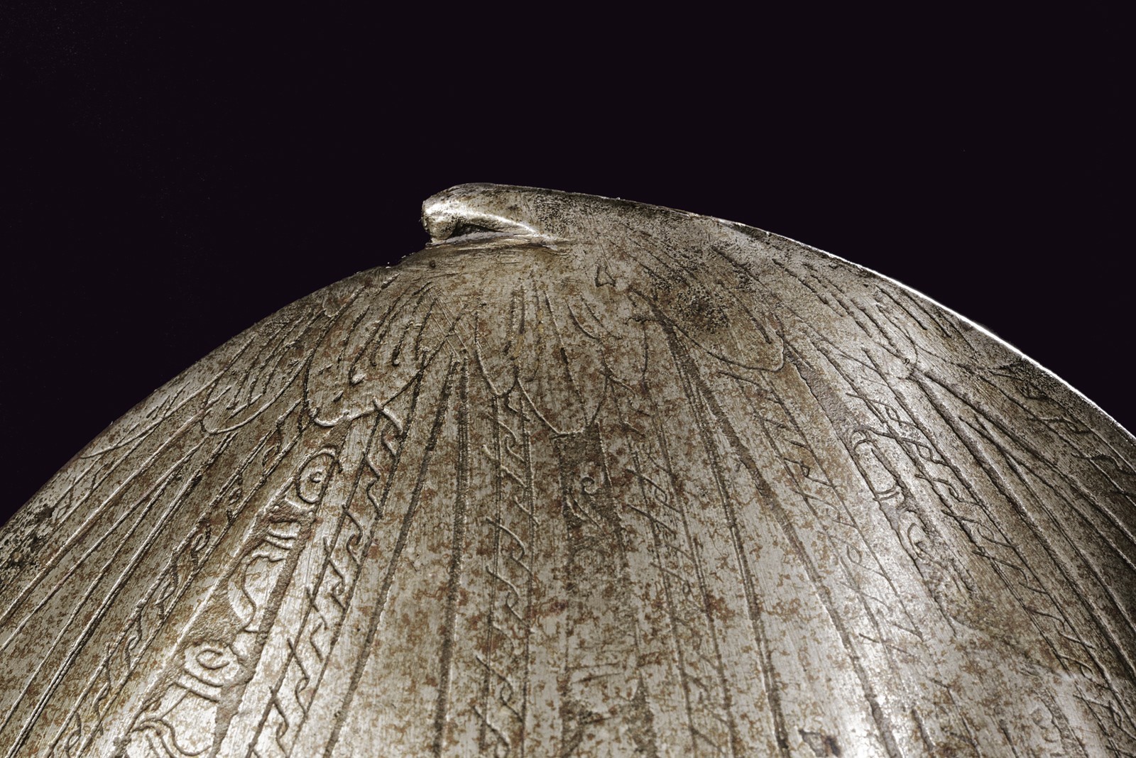 Fine zuccotto inciso, ferro, Italia centrale, circa 1570