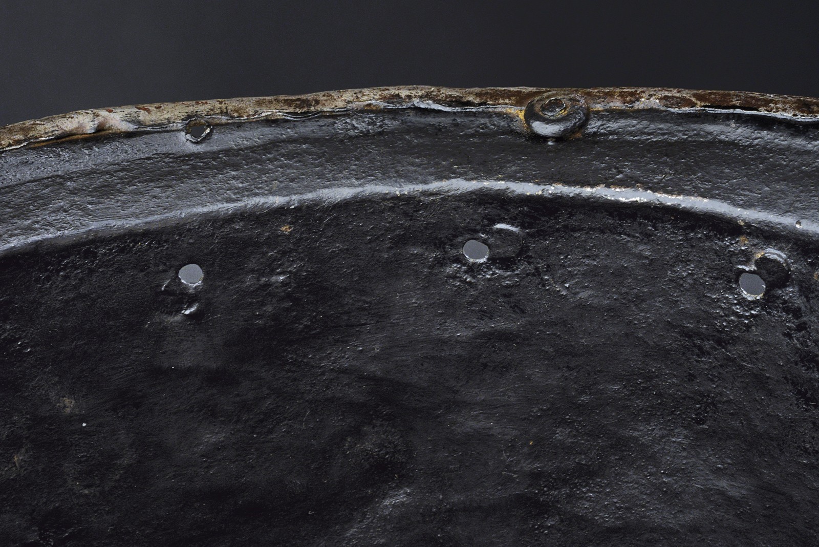 Fine zuccotto inciso, ferro, Italia centrale, circa 1570