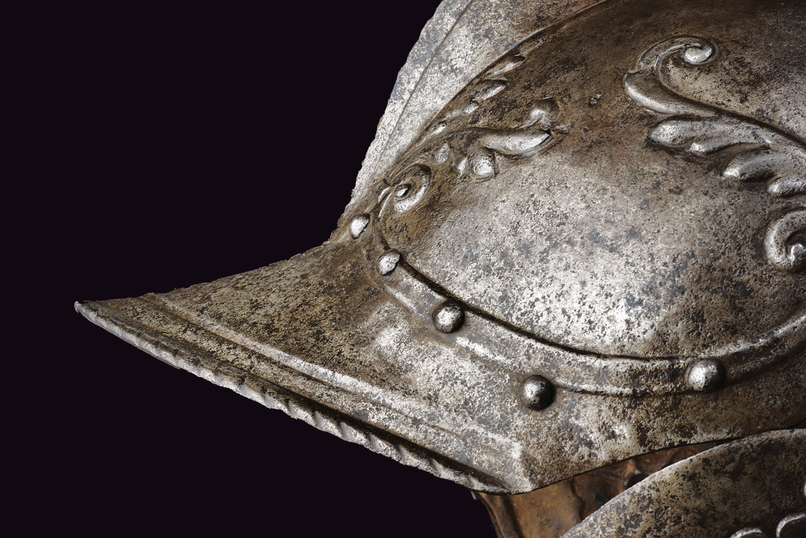 Carey Modrone, Borgognotta sbalzata in ferro, Mantova, circa 1550
