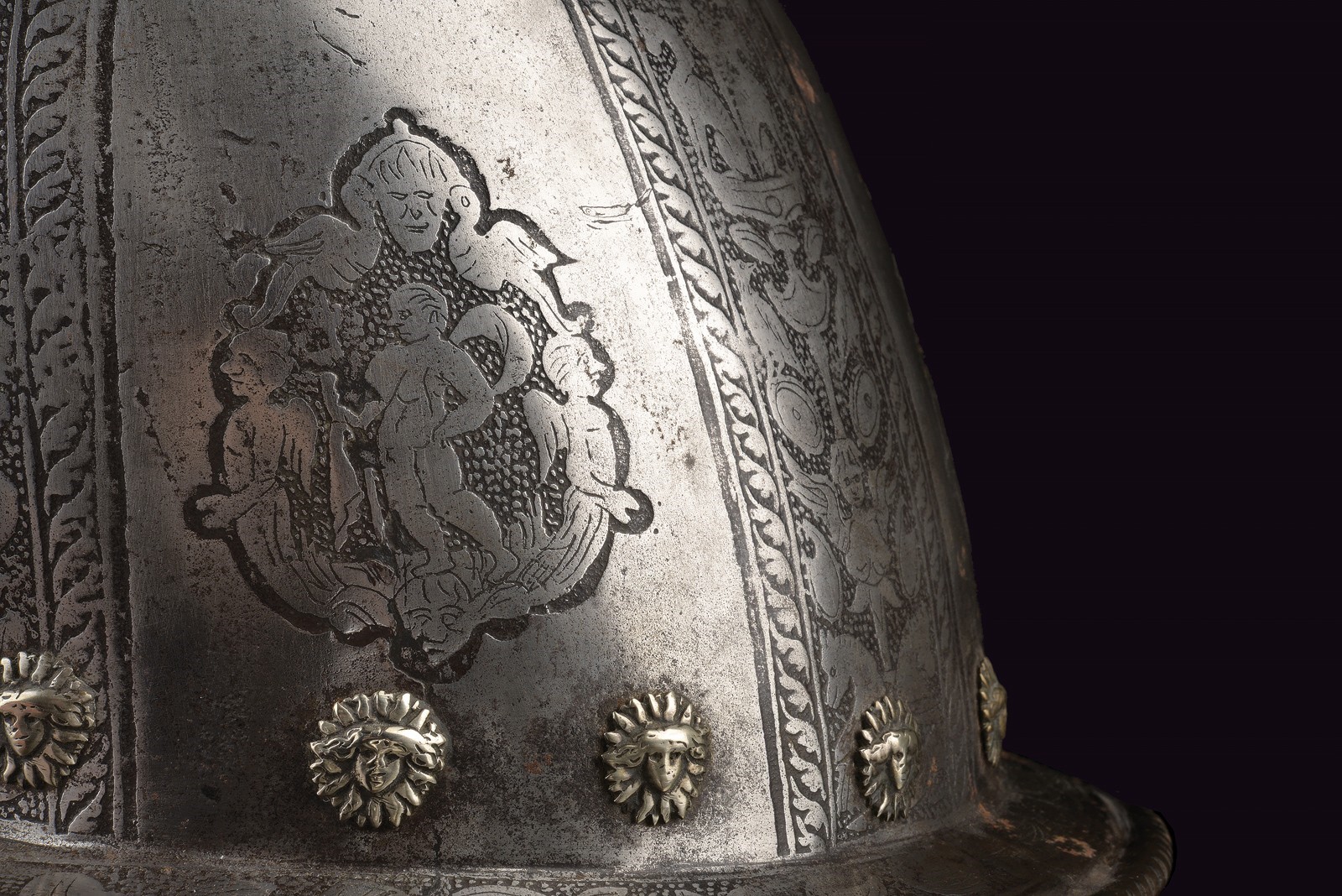Zuccotto aguzzo inciso, ferro, Italia settentrionale, circa 1600