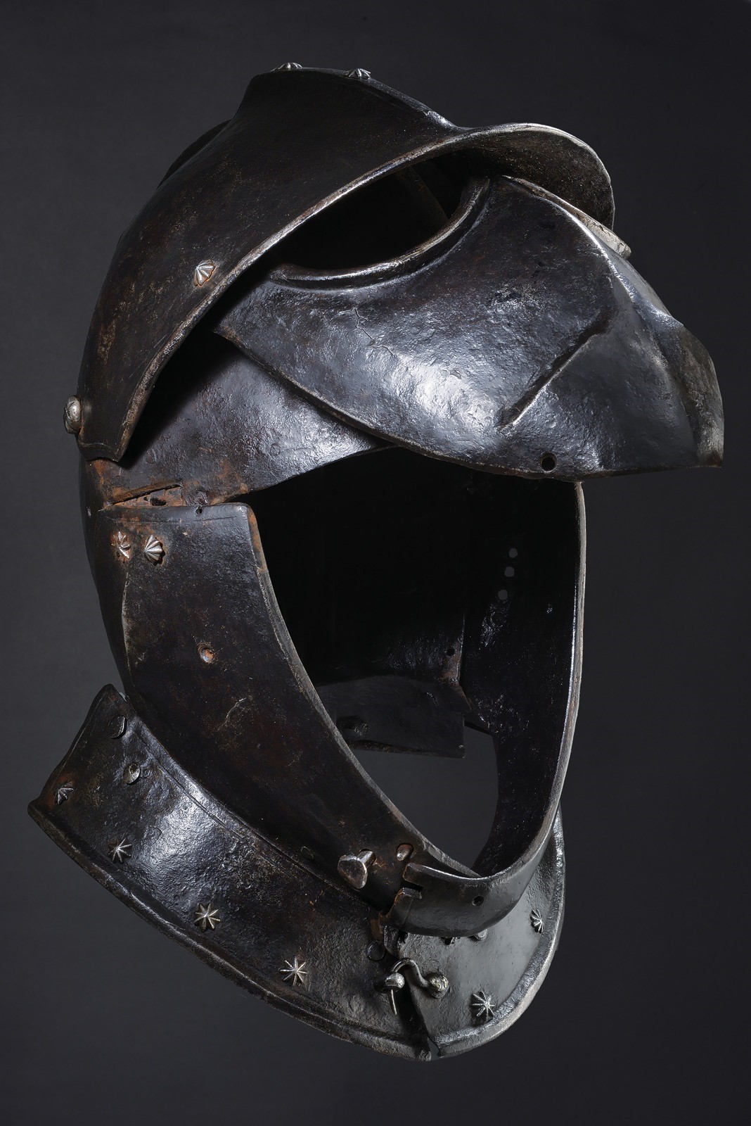 Elmo da assedio, Francia, Prima metà del XVII Secolo, Altezza 29.5 cm