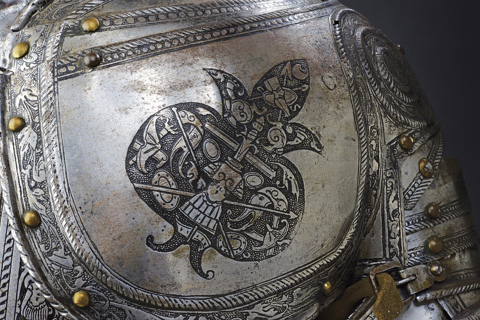 Armatura composita alla 'Pisana', Milano, circa 1570, altezza breastplate 58 cm.