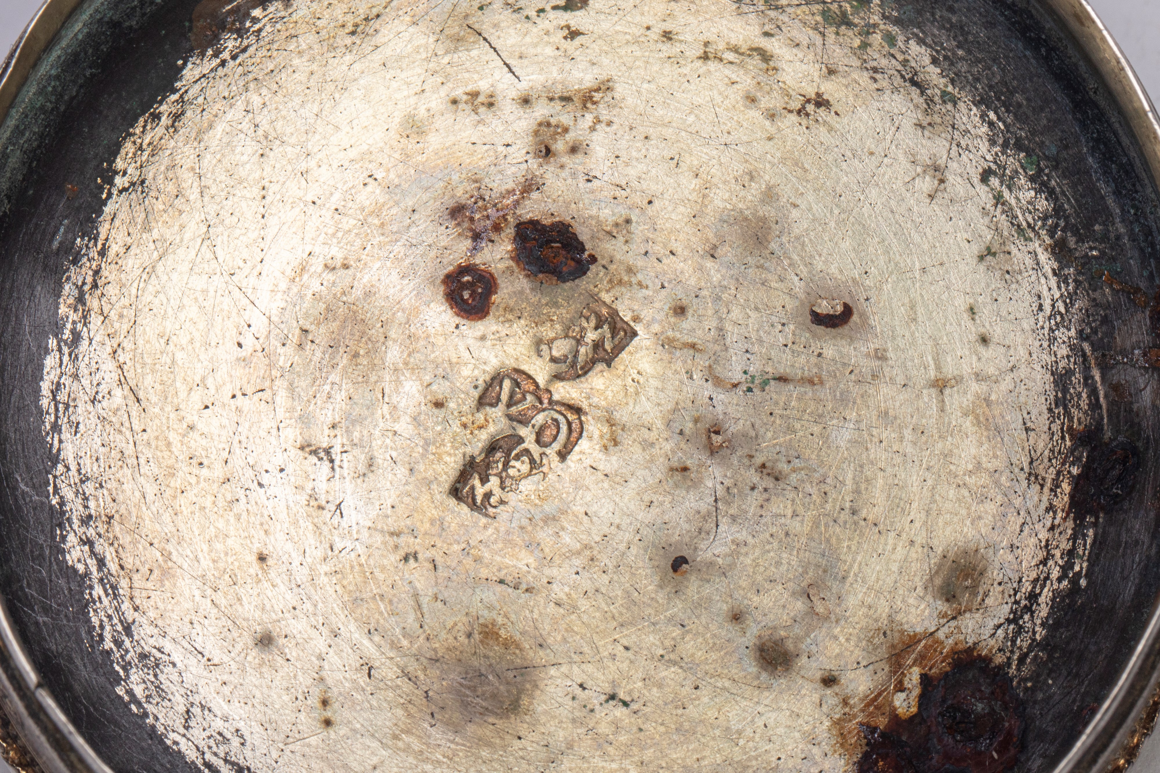 Tabacchiera, in argento dorato, Francia metà XIX secolo