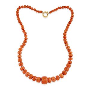 Collana con corallo