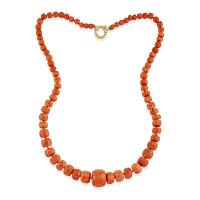 Collana a un filo di corallo, in oro bicolore 18k
