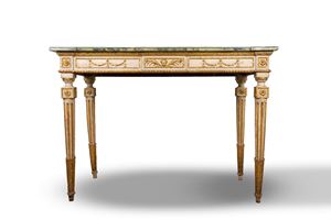 Console Luigi XVI in legno intagliato, laccato e dorato, secolo XVIII