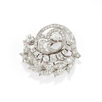 Spilla a voluta in oro bianco 18k con diamanti taglio brillante
