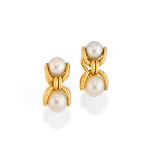 Pearl earrings
