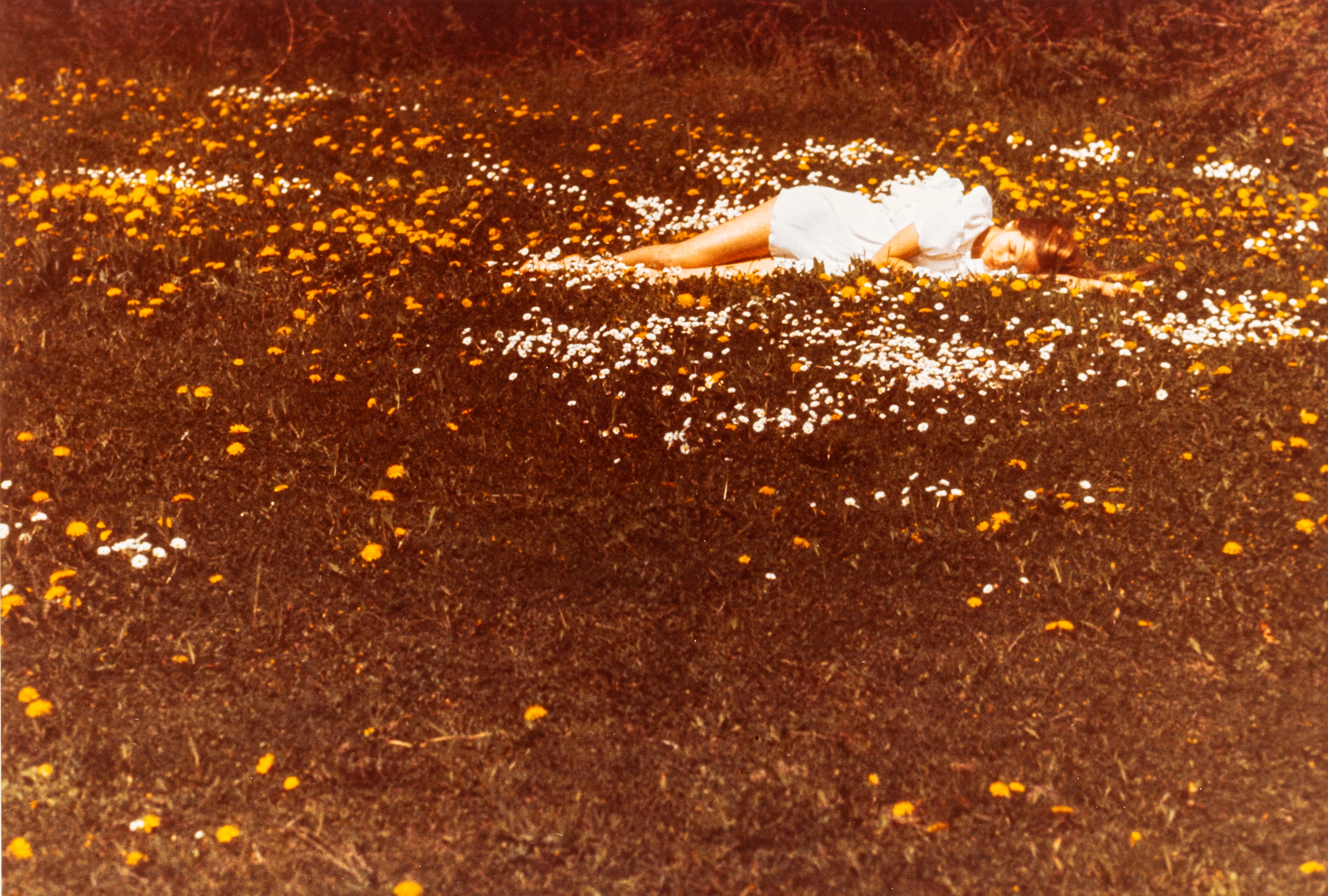 Christiane. Il fascino di un'adolescenza